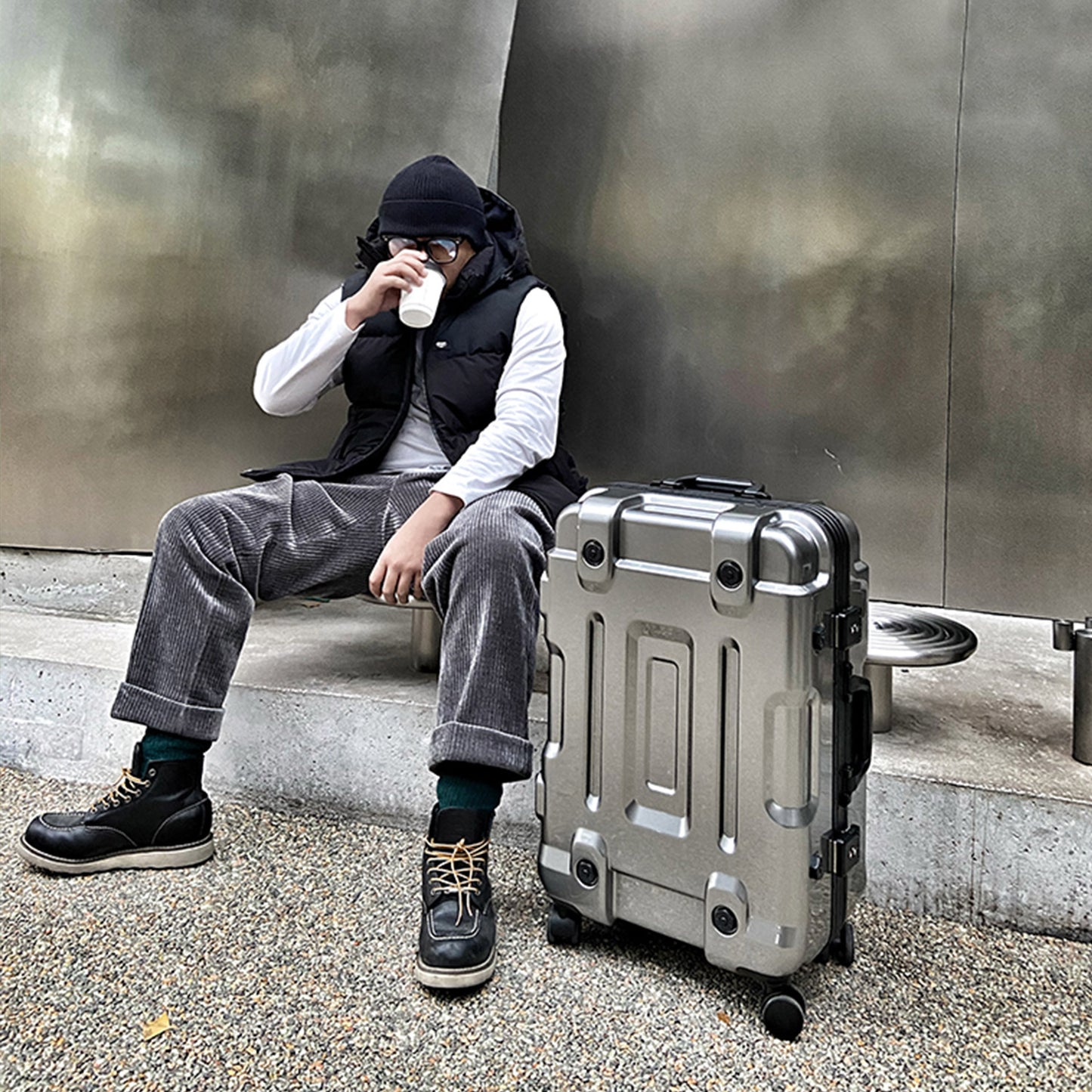 Apus Transfomer Suitcase